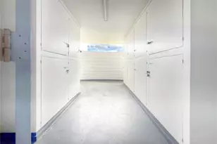 1128 Ala Napunani St, Honolulu, HI 96818 - Photo 11
