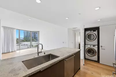 1001 Queen Street #908, Honolulu, HI 96814 - Photo 5