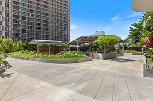 1001 Queen St, Honolulu, HI 96814 - Photo 21