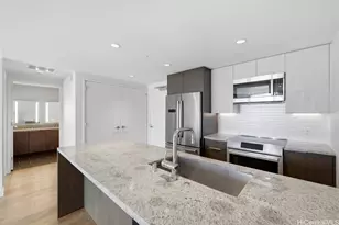1001 Queen St, Honolulu, HI 96814 - Photo 5