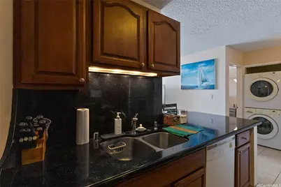 725 Piikoi Street #803, Honolulu, HI 96814 - Photo 7