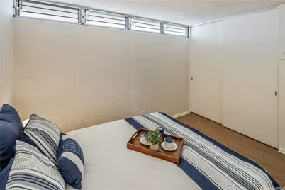 1015 Ala Napunani Street #402, Honolulu, HI 96818 - Photo 17