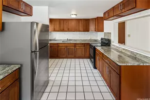 1635 Liholiho St, Honolulu, HI 96822 - Photo 3