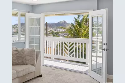 1720E Palolo Avenue, Honolulu, HI 96816 - Photo 1