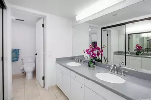 2470 Kalakaua Ave, Honolulu, HI 96815 - Photo 13
