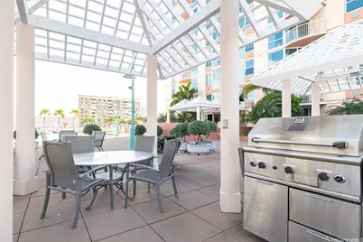 801 S King Street #3401, Honolulu, HI 96813 - Photo 3