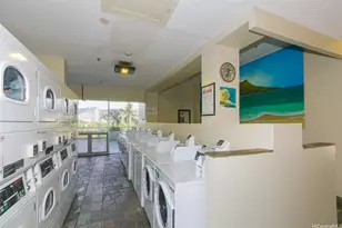 445 Seaside Ave, Honolulu, HI 96815 - Photo 15