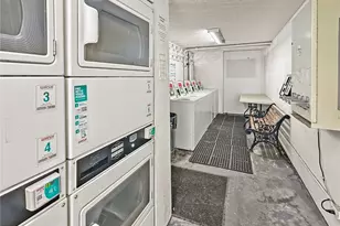 2509 Ala Wai Blvd, Honolulu, HI 96815 - Photo 15