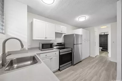1401 Lusitana Street #303, Honolulu, HI 96813 - Photo 5