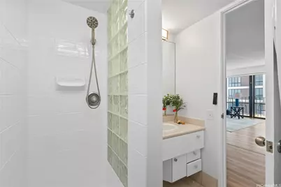 700 Richards Street #2204, Honolulu, HI 96813 - Photo 15