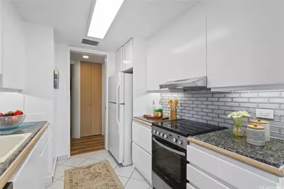 700 Richards Street #2204, Honolulu, HI 96813 - Photo 9