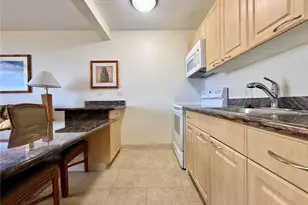 229 Paoakalani Ave, Honolulu, HI 96815 - Photo 7