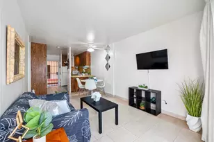 222 Kaiulani Ave, Honolulu, HI 96815 - Photo 15