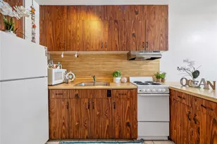 222 Kaiulani Ave, Honolulu, HI 96815 - Photo 1