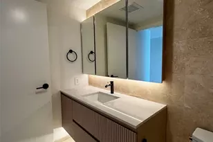 333 Ward Ave, Honolulu, HI 96814 - Photo 7