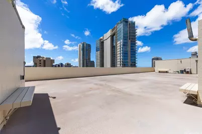 2092 Kuhio Avenue #902, Honolulu, HI 96815 - Photo 17