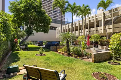 2525 Date Street #906, Honolulu, HI 96826 - Photo 21