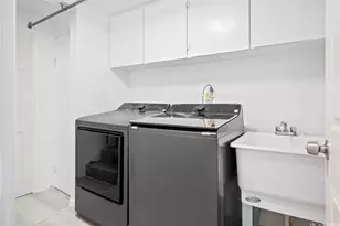 7544 Mokunoio Pl, Honolulu, HI 96825 - Photo 9