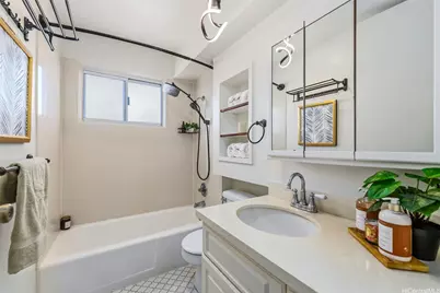 1111 Wilder Avenue #18A, Honolulu, HI 96822 - Photo 17