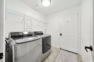 1175 Mokuhano St, Honolulu, HI 96825 - Photo 13