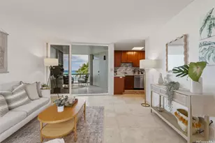 2943 Kalakaua Ave, Honolulu, HI 96815 - Photo 5