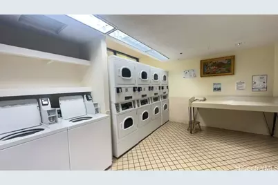 300 Wai Nani Way #II417, Honolulu, HI 96815 - Photo 5