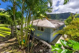 3017 Lanikaula Pl, Honolulu, HI 96822 - Photo 23