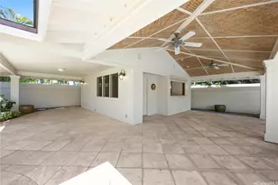 950 Kealaolu Ave, Honolulu, HI 96816 - Photo 19
