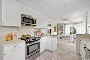 142C Maluniu Ave, Kailua, HI 96734 - Photo 7