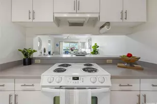 1090 Ala Napunani St, Honolulu, HI 96818 - Photo 7