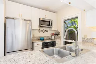 811 Maluniu Ave, Kailua, HI 96734 - Photo 5