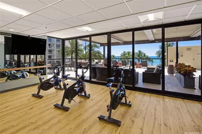 2470 Kalakaua Avenue #2201, Honolulu, HI 96815 - Photo 21