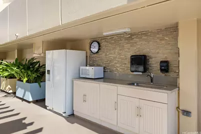 2140 Kuhio Avenue #1103 (NUC), Honolulu, HI 96815 - Photo 21