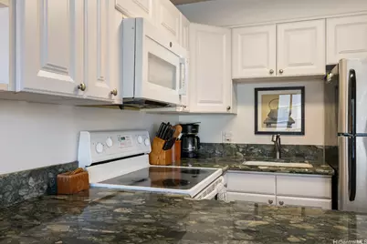 2140 Kuhio Avenue #1103 (NUC), Honolulu, HI 96815 - Photo 11