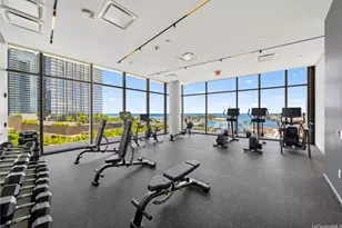 333 Ward Ave, Honolulu, HI 96814 - Photo 17