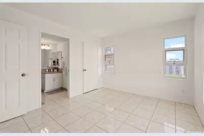 3075 Ala Poha Place #1608, Honolulu, HI 96818 - Photo 9