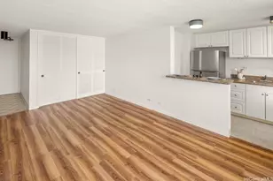 647 Kunawai Ln, Honolulu, HI 96817 - Photo 5