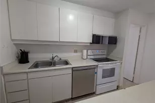 1778 Ala Moana Blvd, Honolulu, HI 96815 - Photo 5