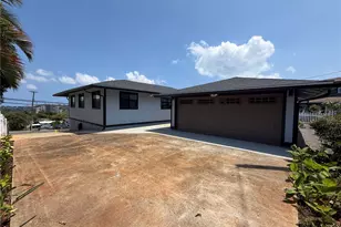 2252 Aulii St, Honolulu, HI 96817 - Photo 9