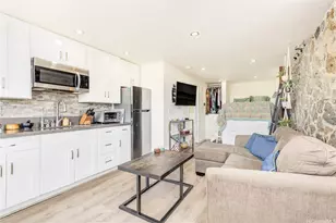 3244 Keahi St, Honolulu, HI 96822 - Photo 23