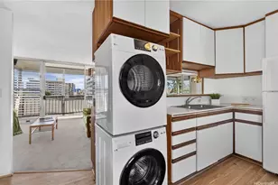1716 Ke’eaumoku St, Honolulu, HI 96822 - Photo 9