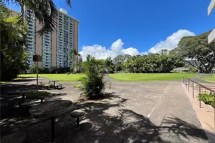 1511 Nuuanu Ave, Honolulu, HI 96817 - Photo 13
