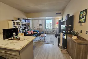 411 Hobron Ln, Honolulu, HI 96815 - Photo 3