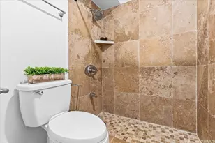 1226 Alexander St, Honolulu, HI 96826 - Photo 21