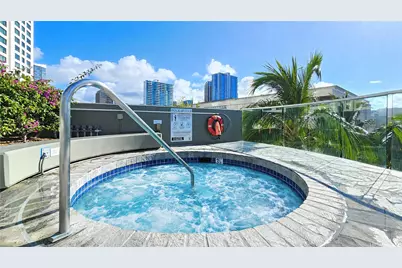 88 Piikoi Street #2408, Honolulu, HI 96814 - Photo 21