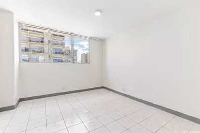 2442 Kuhio Avenue #1204, Honolulu, HI 96815 - Photo 13