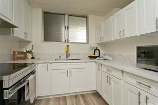 1717 Ala Wai Blvd, Honolulu, HI 96815 - Photo 1