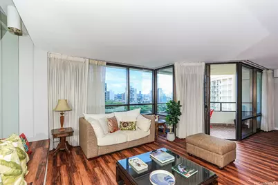 1525 Wilder Avenue #1005, Honolulu, HI 96822 - Photo 9