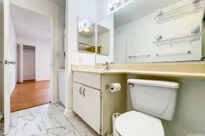 500 Mananai Place #17V, Honolulu, HI 96818 - Photo 9