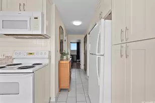 2211 Ala Wai Blvd, Honolulu, HI 96815 - Photo 7